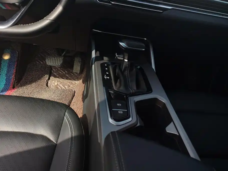 GEELY AUTOMOBILE EMGRAND