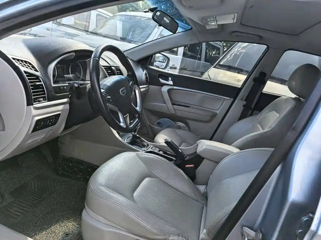 Geely Emgrand 2015 2014 Sedan 1.5L CVT Elite
