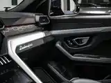 Фото 10 - Lamborghini Urus