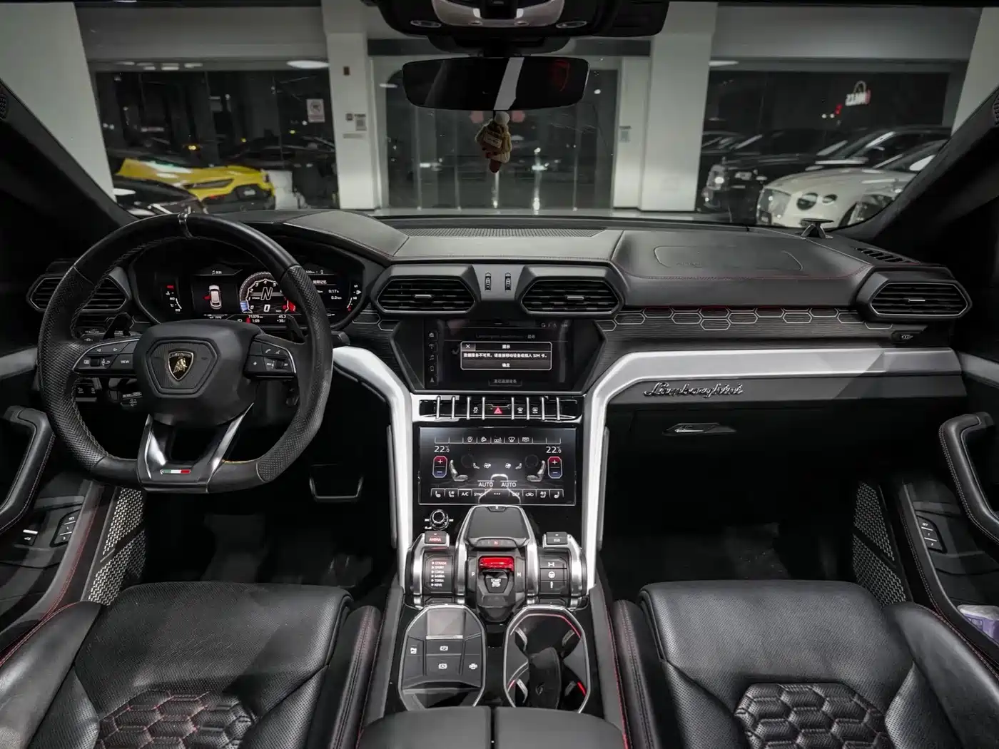Lamborghini Urus 2019 2018 4.0T V8
