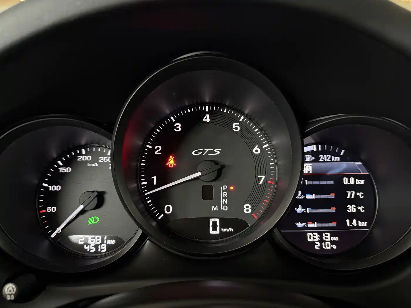 Porsche Macan 2023 Macan GTS 2.9T фото 9