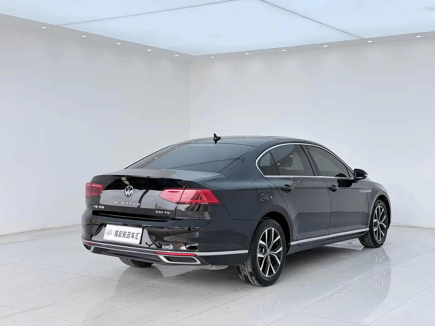 Volkswagen Magotan 2020 330TSI DSG Luxury фото 14