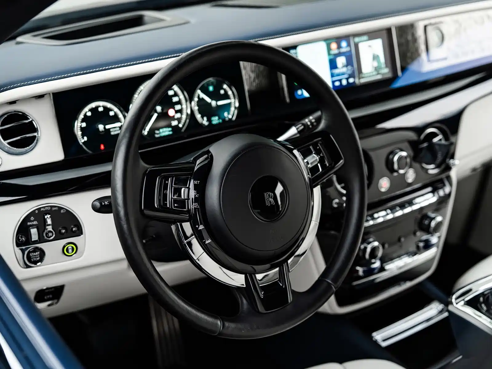 Фото 15 - Rolls-Royce Phantom
