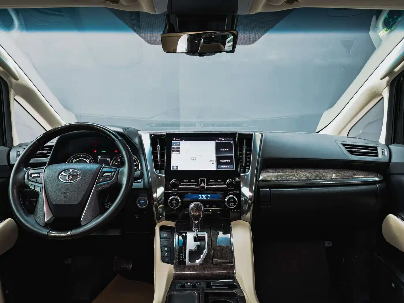 Toyota Vellfire 2020 Twin Engine 2.5L HV Premium Edition фото 9