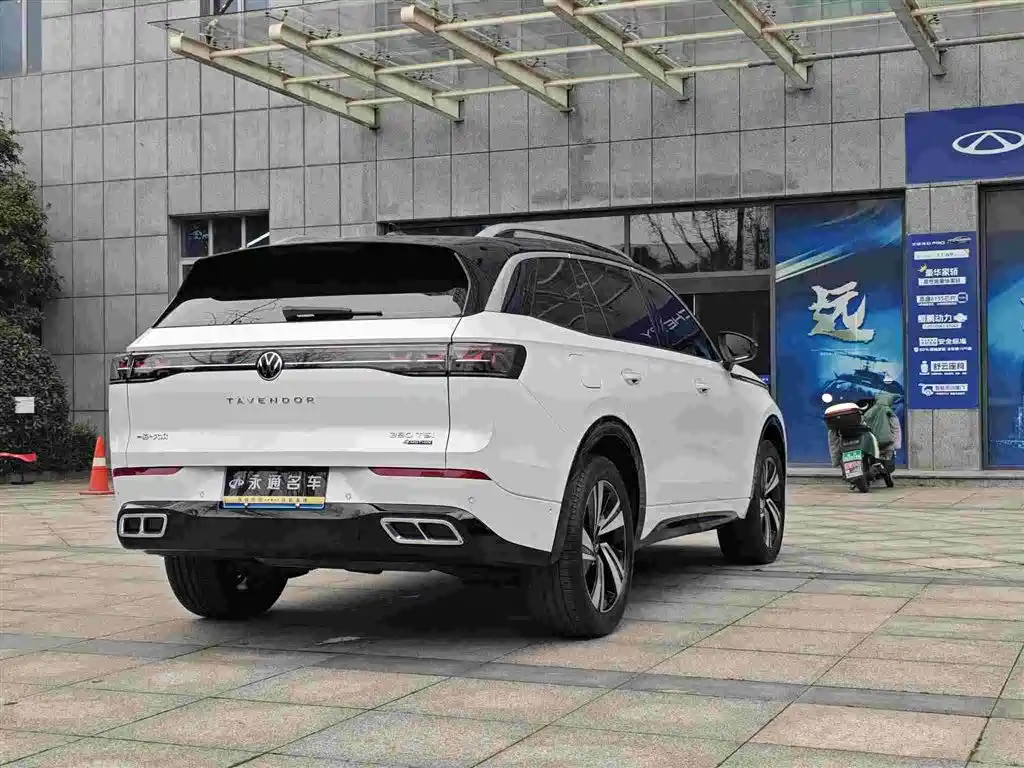 Volkswagen Talagon 2024 380TSI 4WD R-Line Touring фото 7