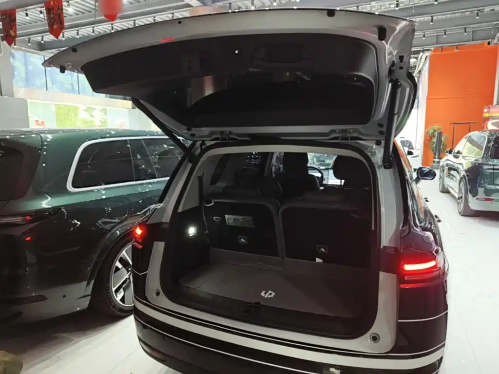 Leapmotor C16 2026 2026 Model Year EREV 280 LiDAR Premium Edition 6-Seater