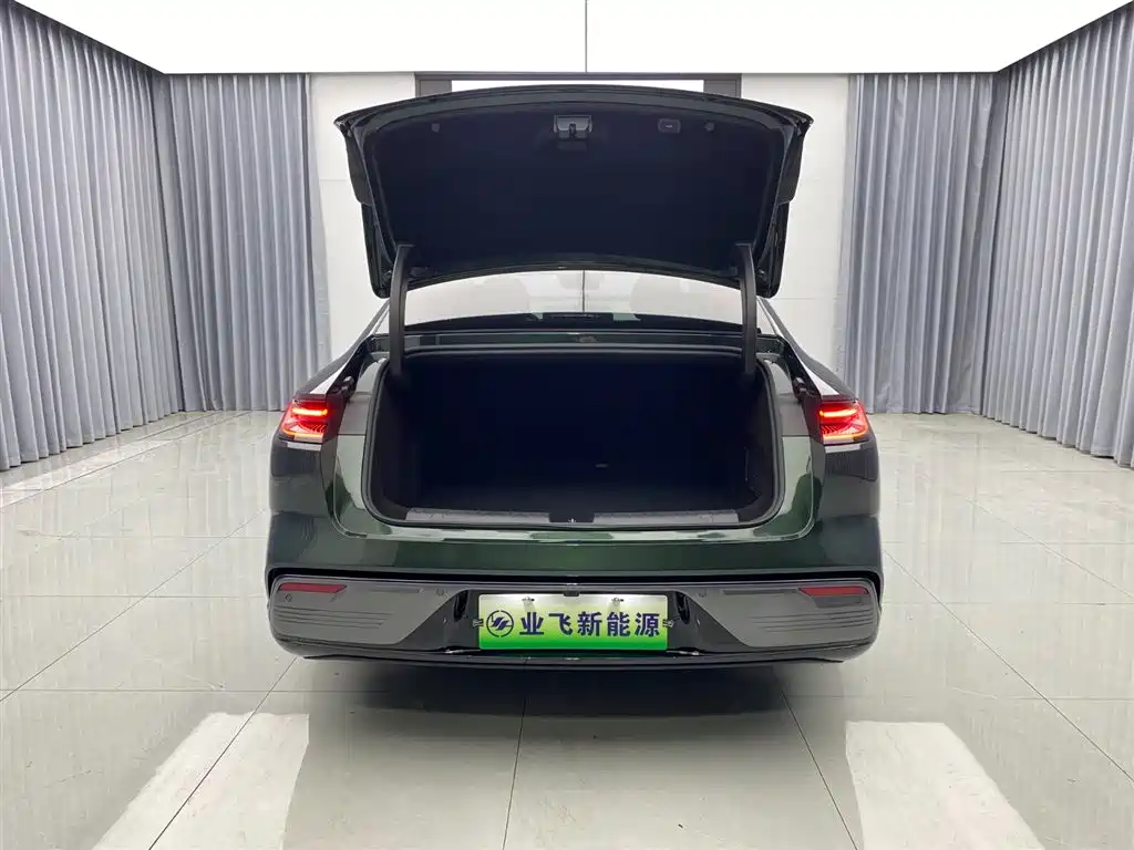 Geely Galaxy Galaxy Xingyao 8 2025 130km EM-P Starship Edition фото 21