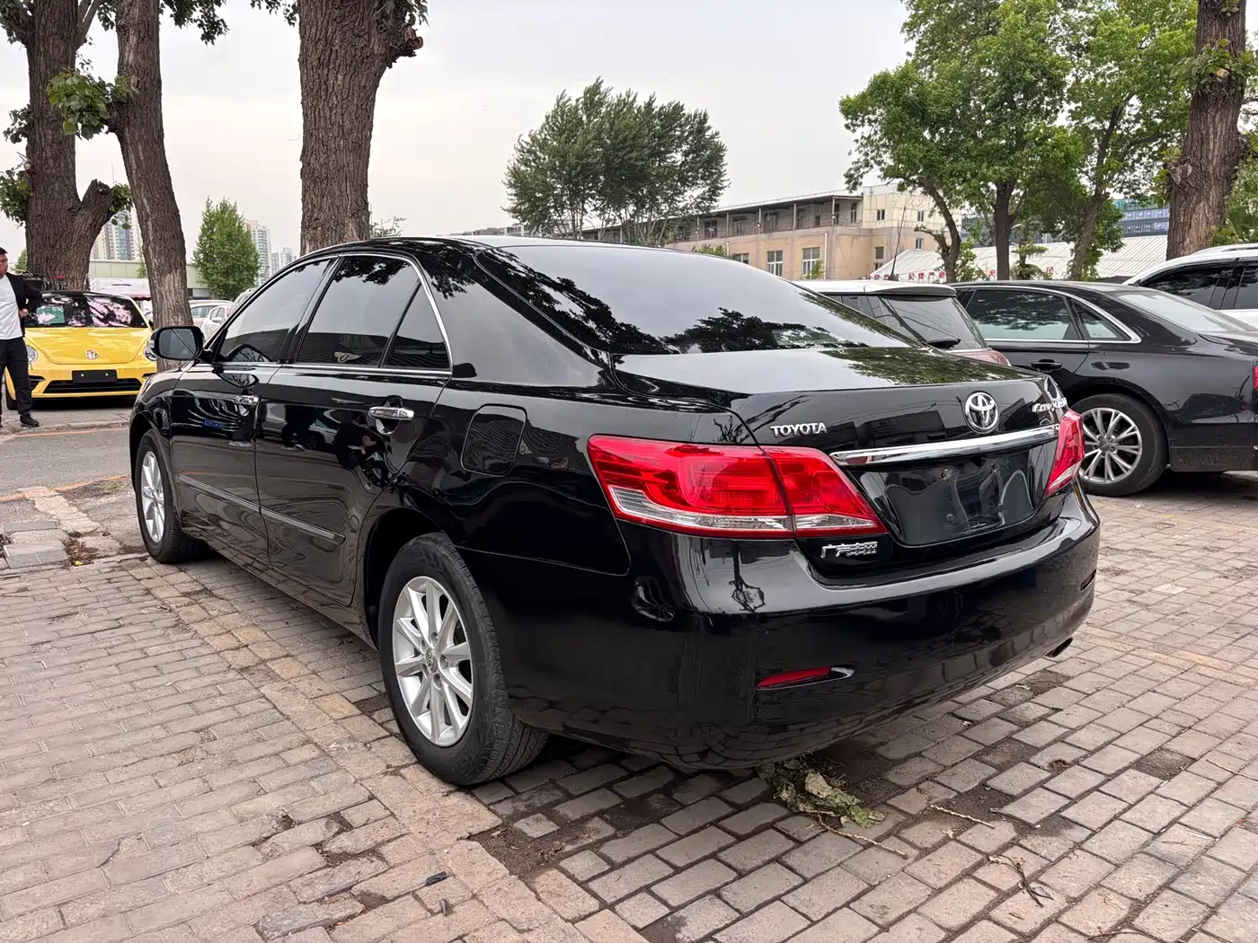 Toyota Camry 2013 200G Classic Luxury Edition фото 4