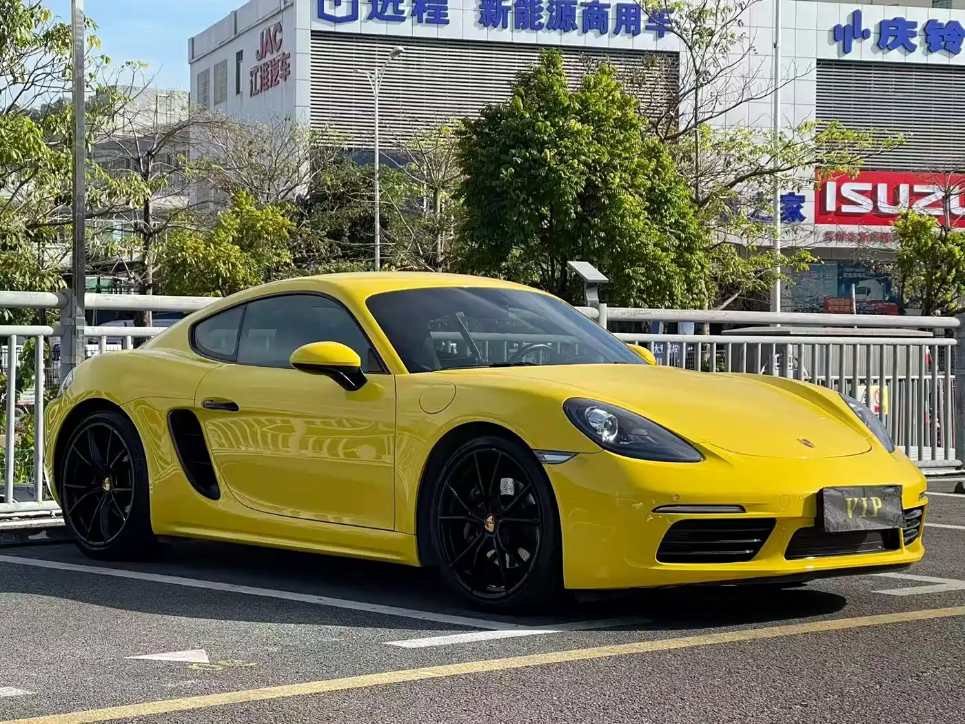 Porsche 718 2018 Cayman 2.0T фото 3