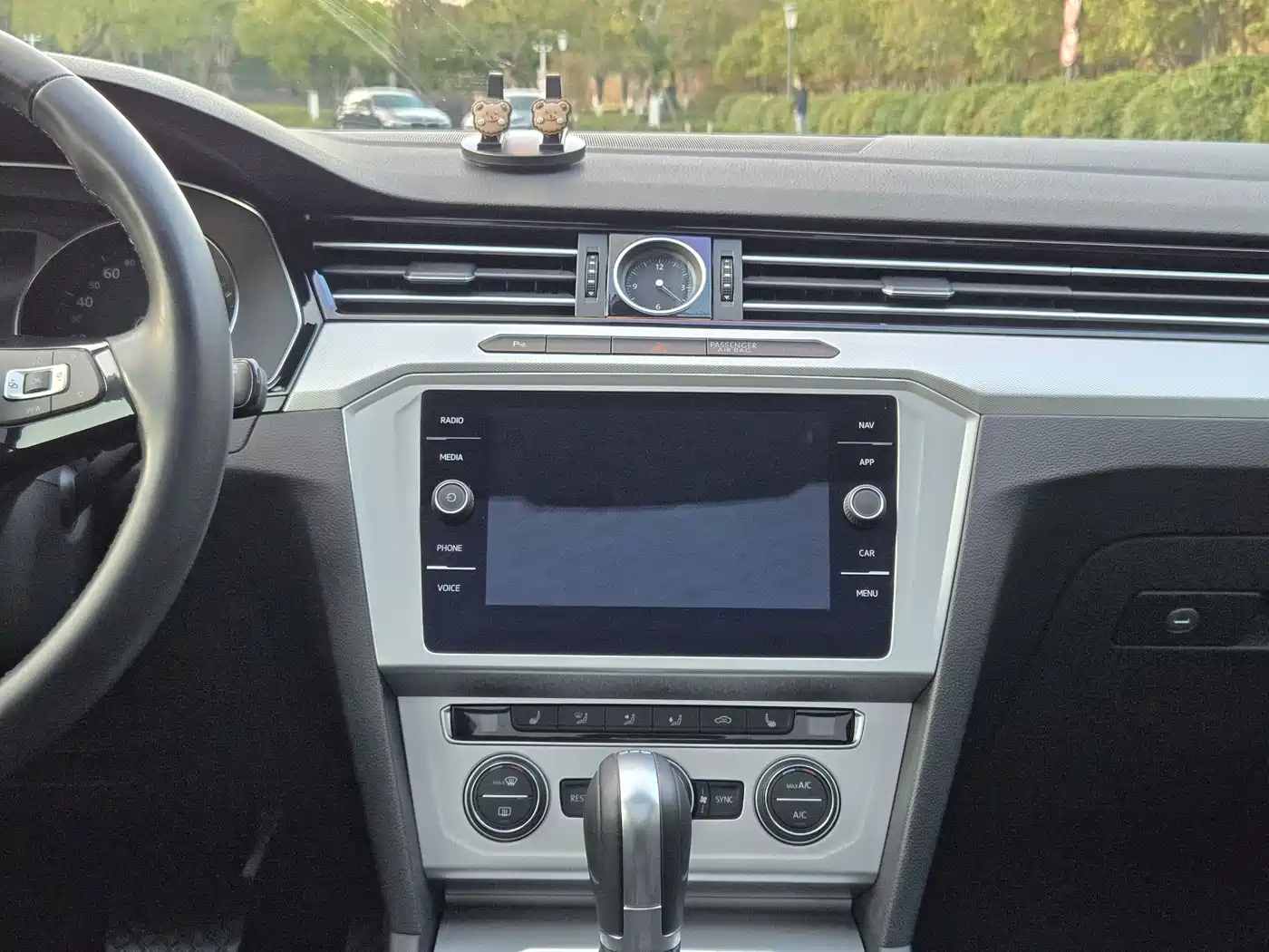 Volkswagen Weilan 2018 380TSI 2WD Comfort Edition фото 10