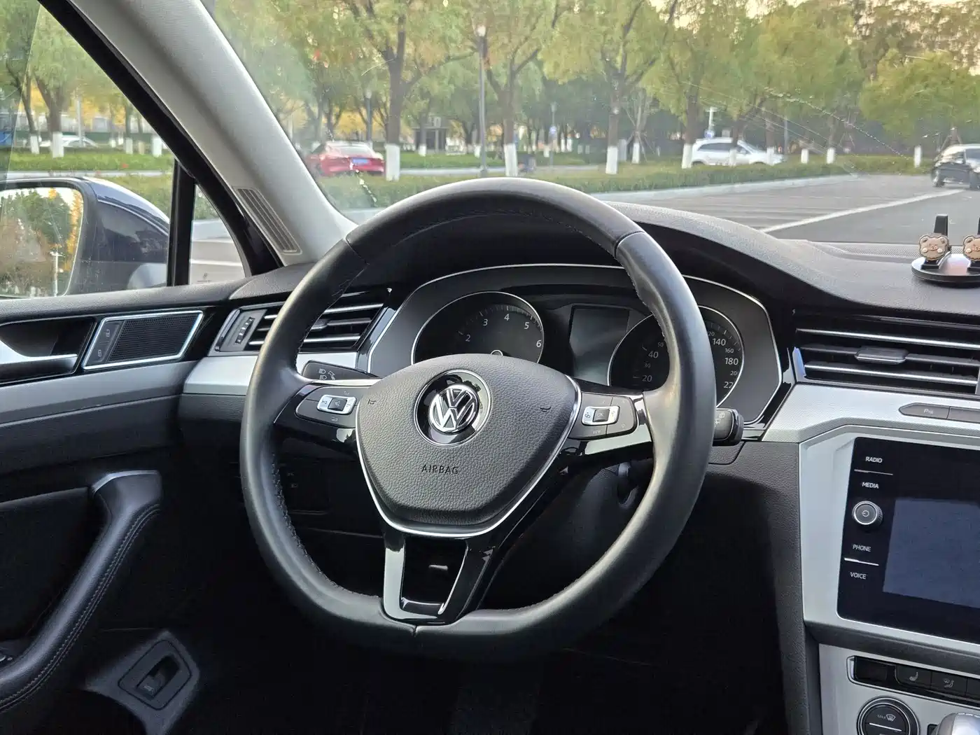 Volkswagen Weilan 2018 380TSI 2WD Comfort Edition фото 11