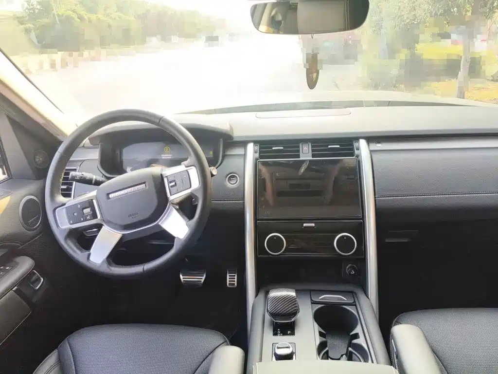 Land Rover Discovery 2024 2024 360PS Dynamic SE