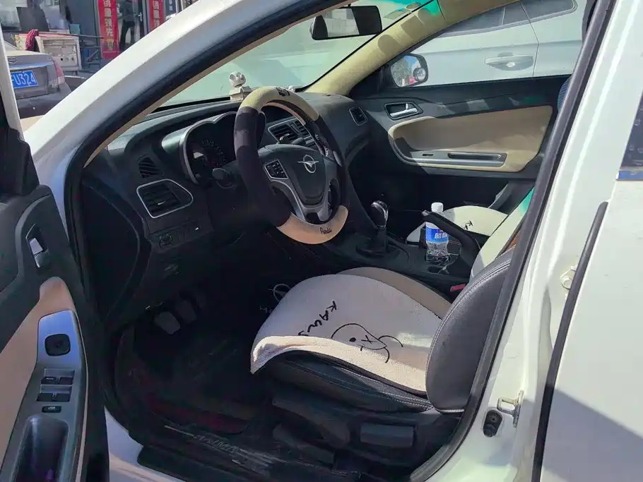 Haima Familia 2014 2014 M5 1.6L Manual Fashion