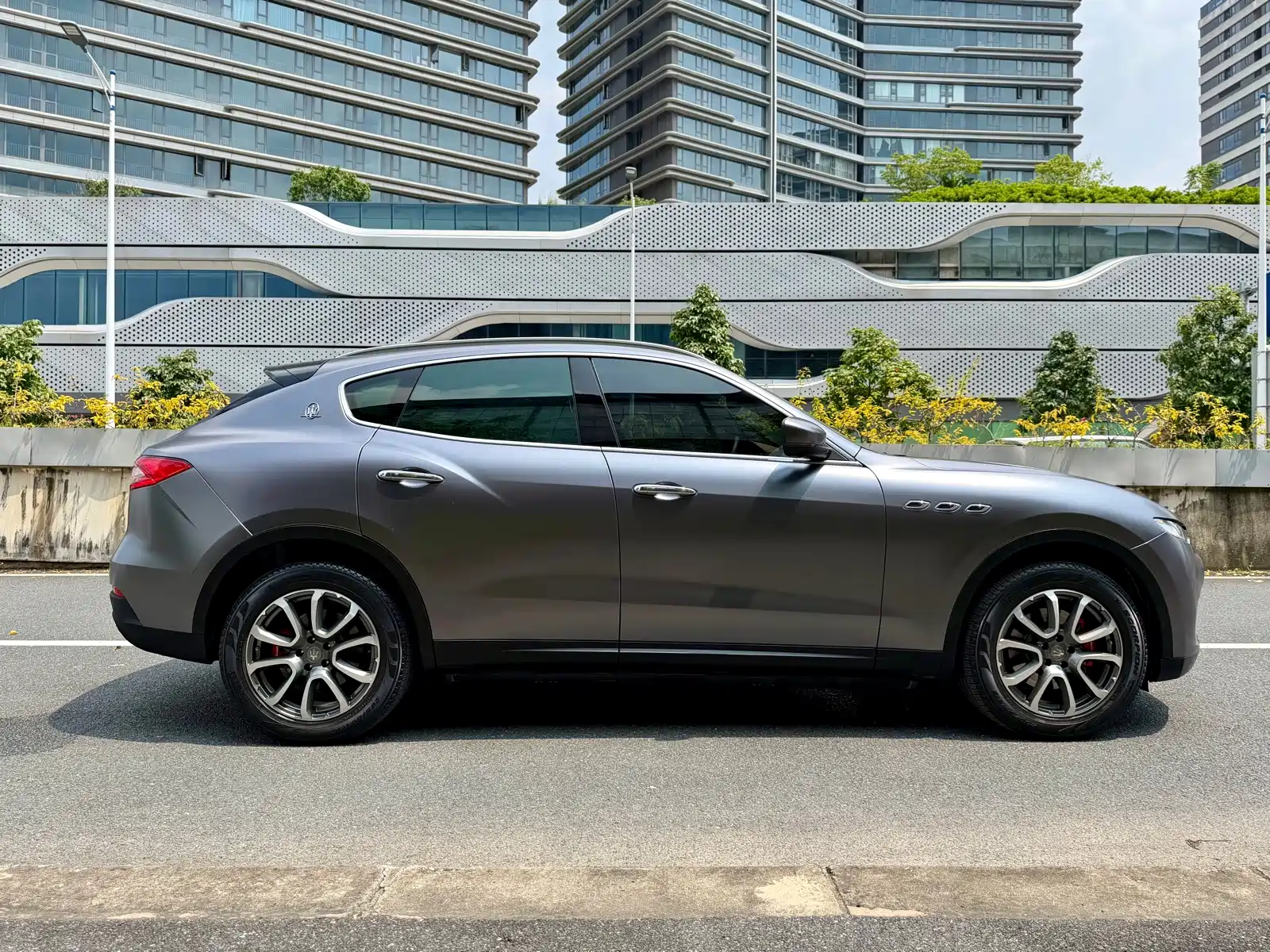 صورة 7 - Maserati Levante