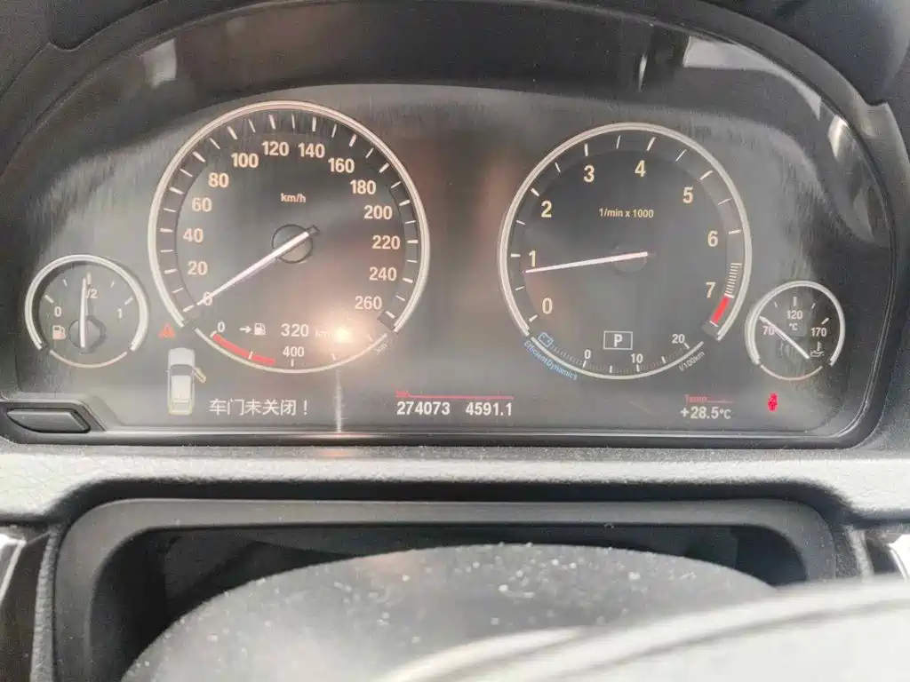 BMW 5 Series GT 2012 2011 535i Elegance