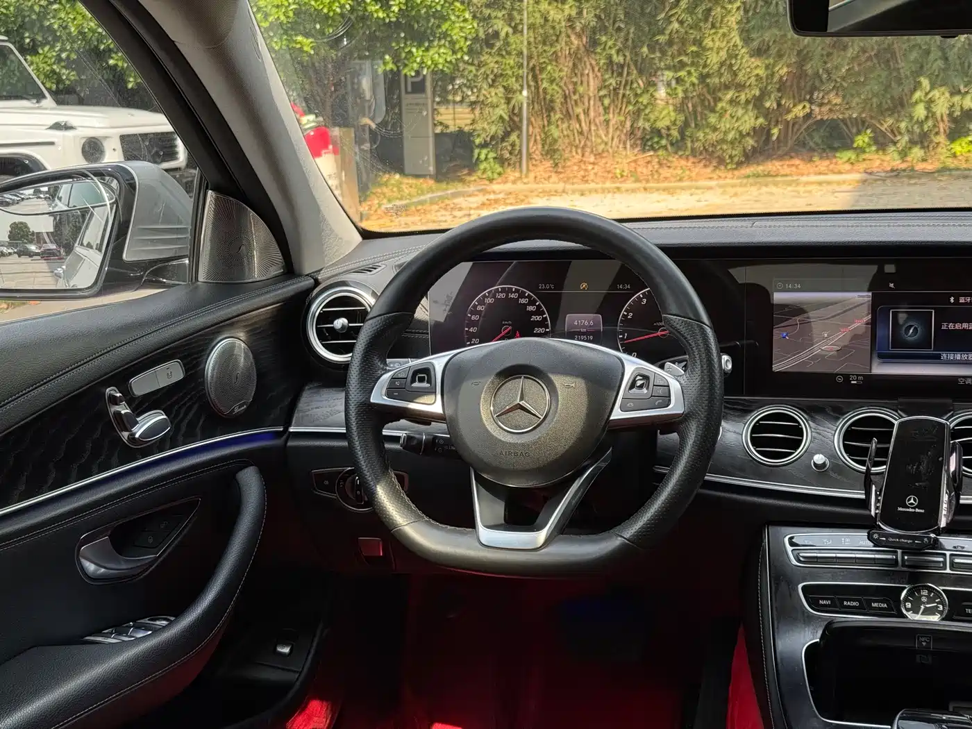 Mercedes-Benz E-Class 2018 E 200 L Sport фото 13