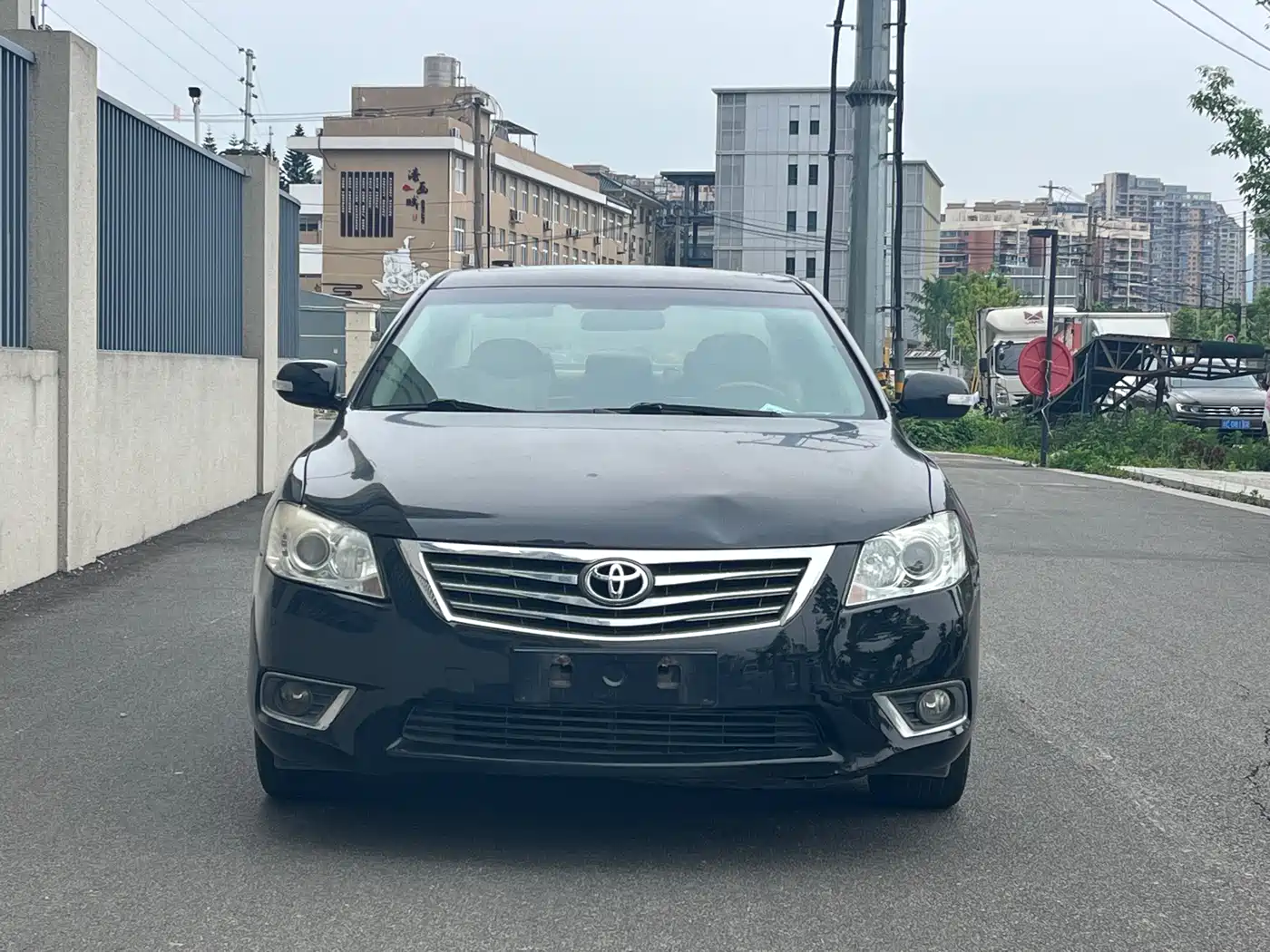 Toyota Camry 2010 240G Luxury Edition фото 2