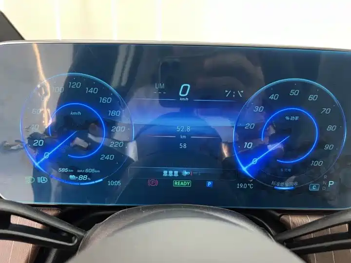 Mercedes-Benz EQE 2025 500 4MATIC Pioneer фото 7