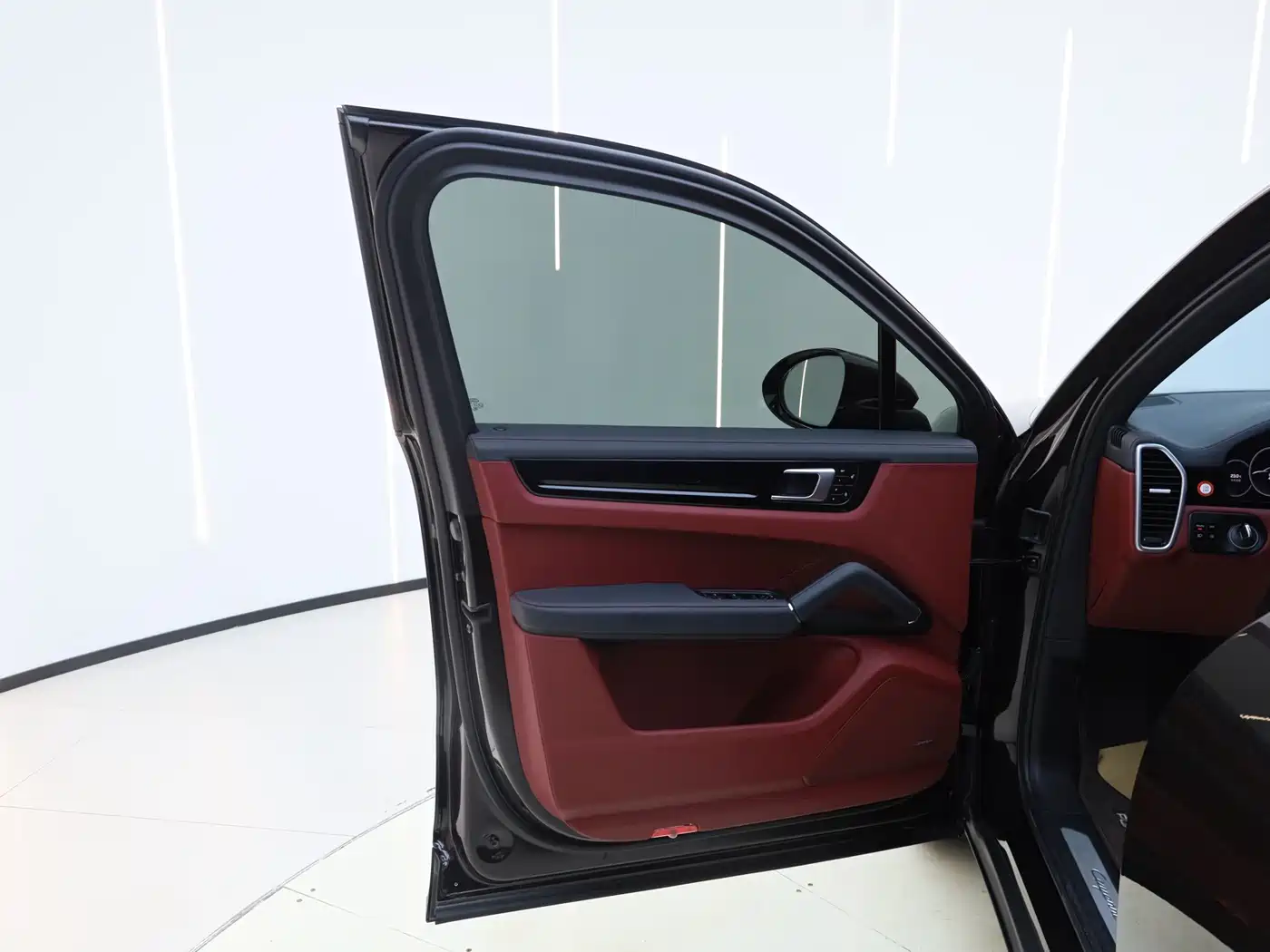 Porsche Cayenne 2019 Cayenne 3.0T фото 25