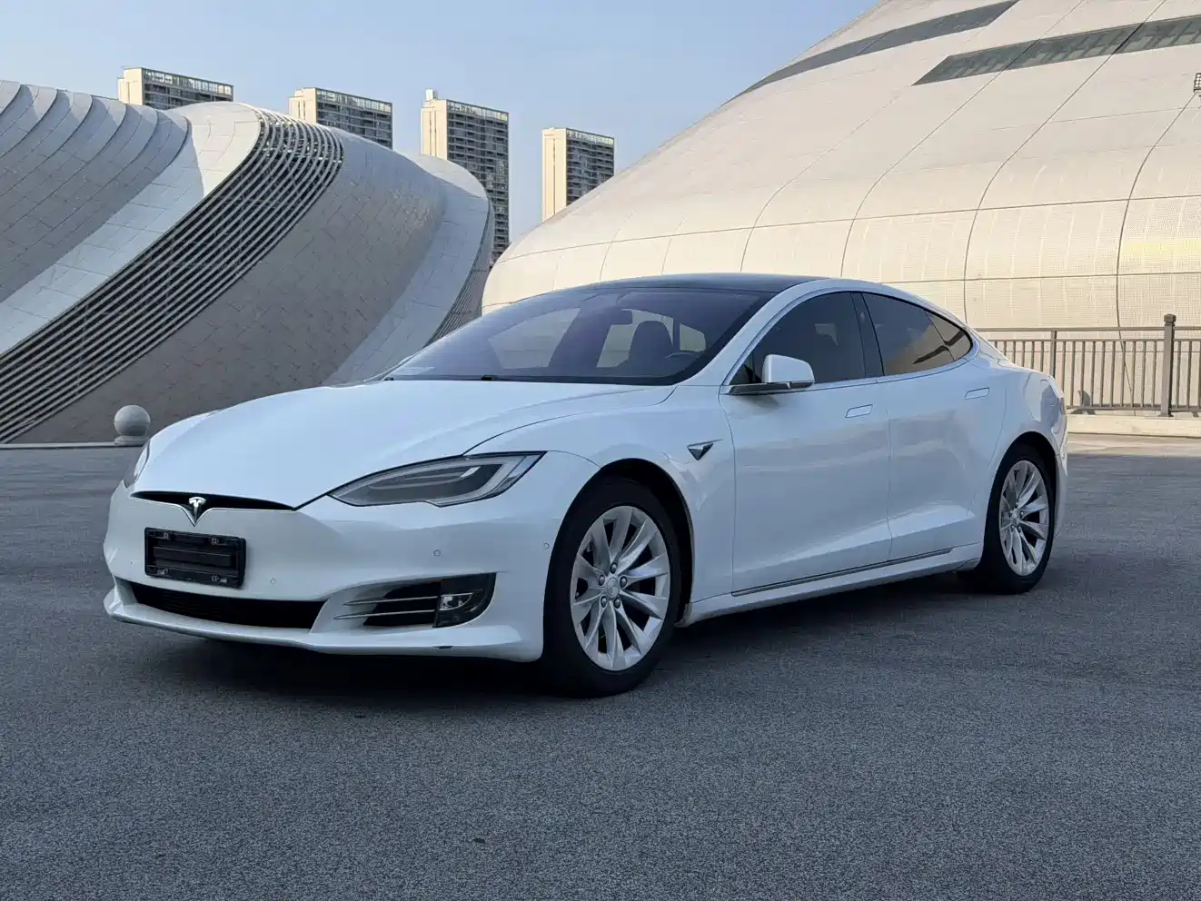 Tesla Model S 2019 2019 Long Range Version