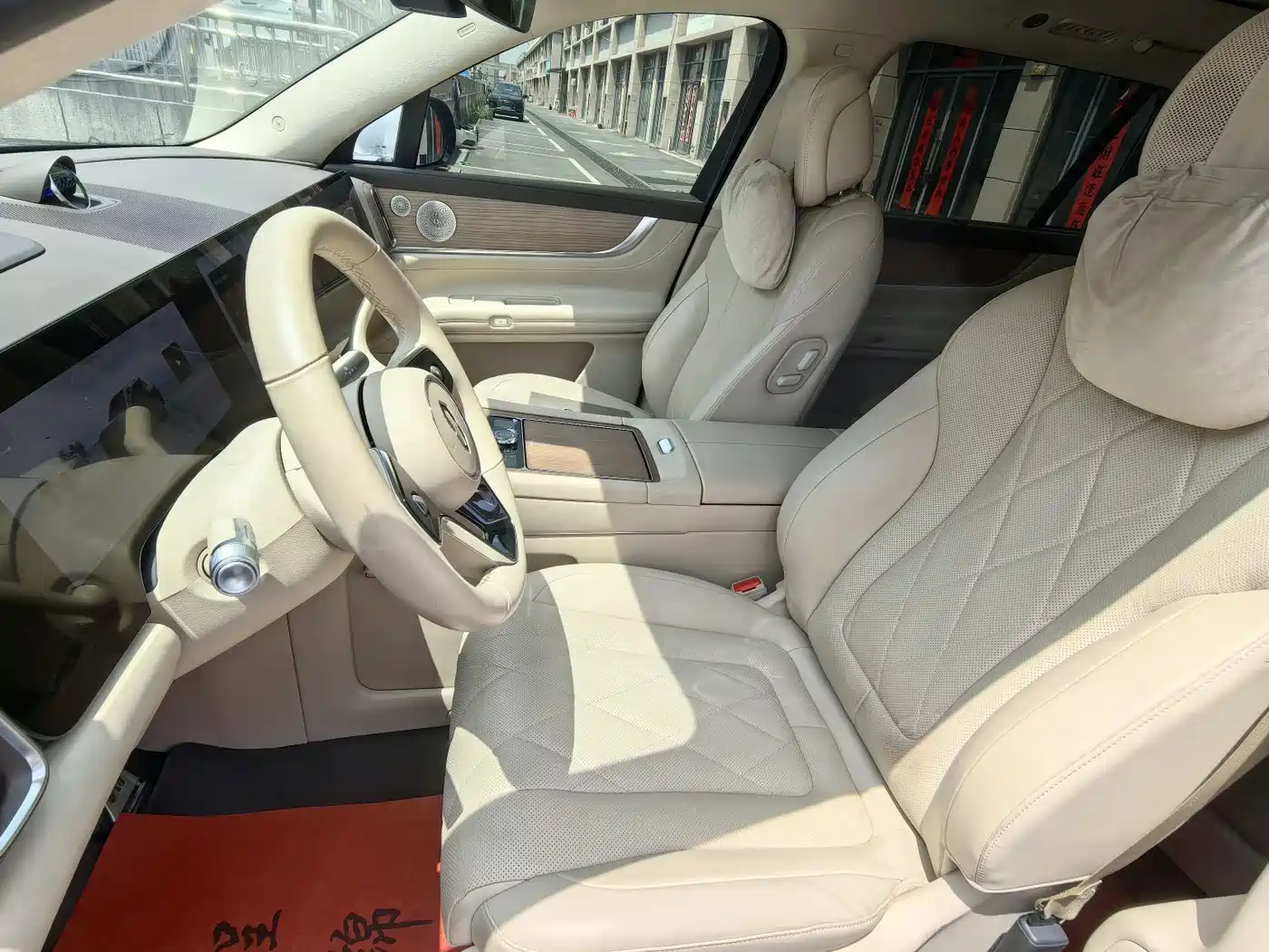 AITO Wenjie AITO M9 2024 Extended Range Ultra 42kWh 6-Seater фото 13