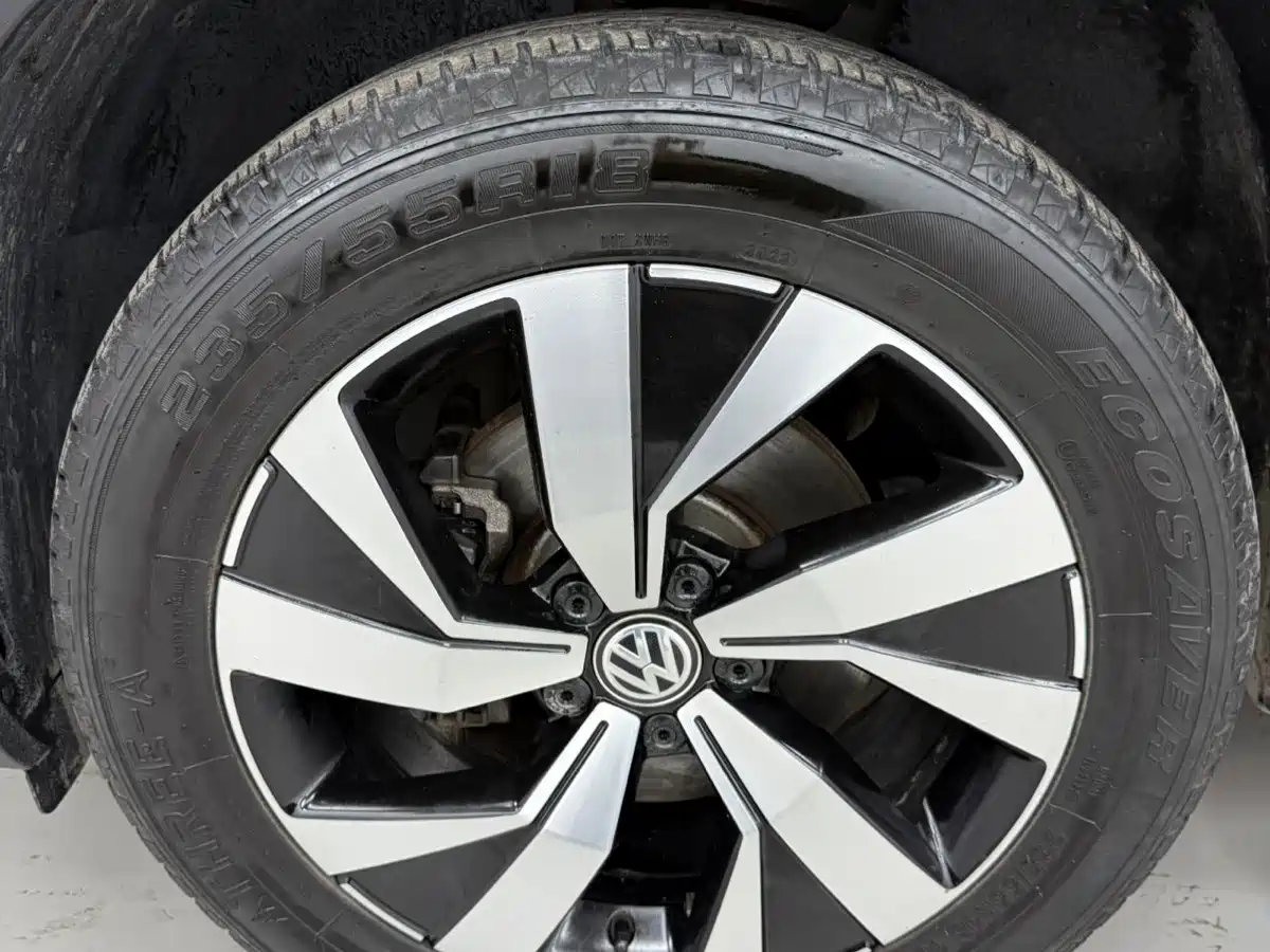 Volkswagen Tayron 2022 280TSI 2WD Luxury Smart Connect Edition фото 19