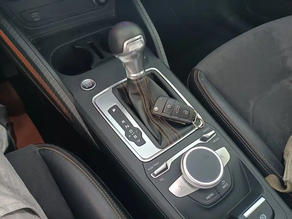 Audi Q2L e-tron 2022 2022 Q2L e-tron Pure Electric Intelligent