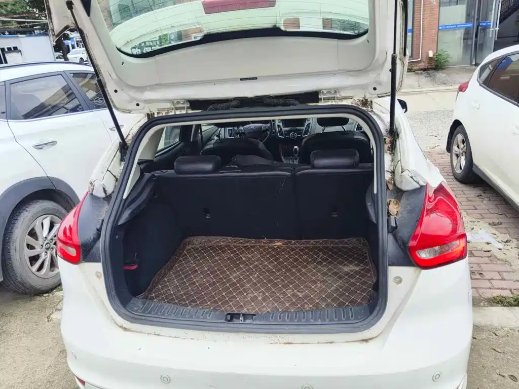 Photo 5 - Ford Focus
