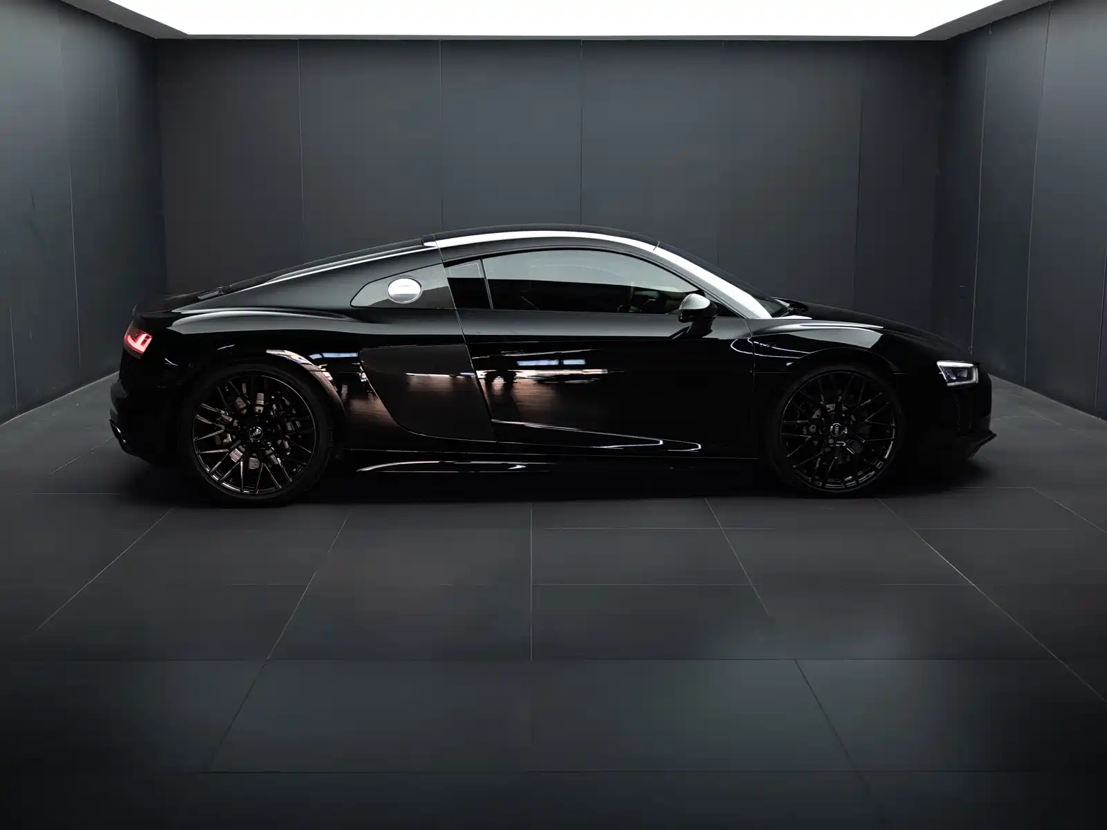 Фото 6 - Audi R8