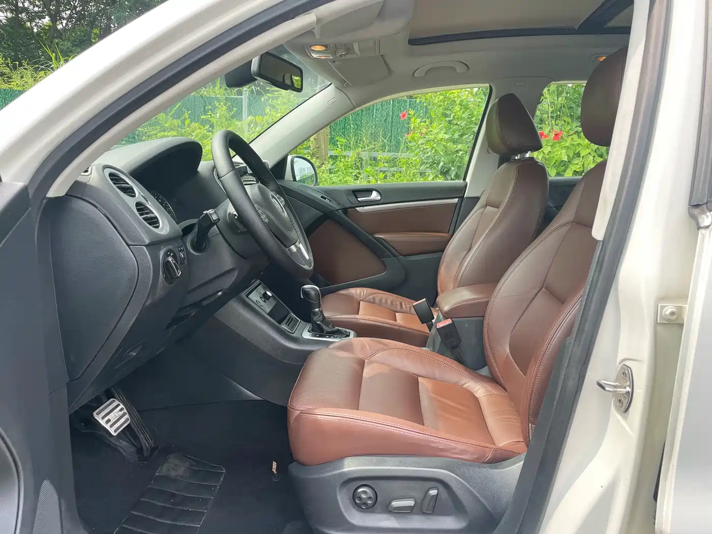 Фото 14 - Volkswagen Tiguan