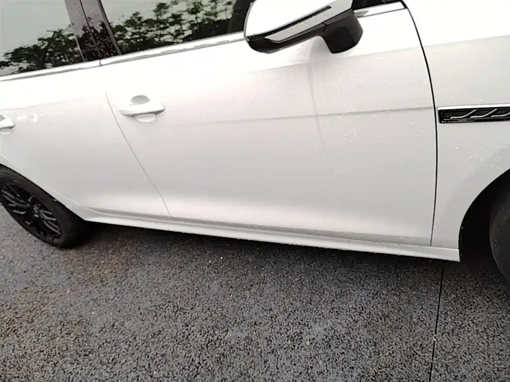 BYD Qin Pro 2020 Surpass Edition 1.5TI Automatic Premium фото 21