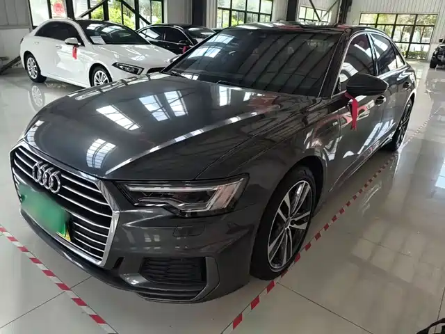 Audi A6L 40 TFSI, Люкс Драйв