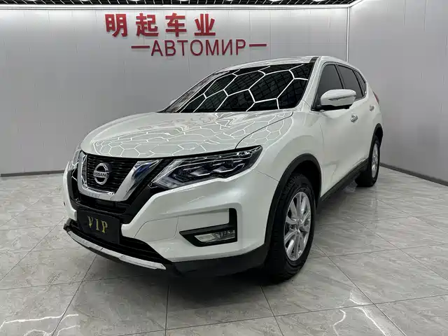 NISSAN QIJUN
