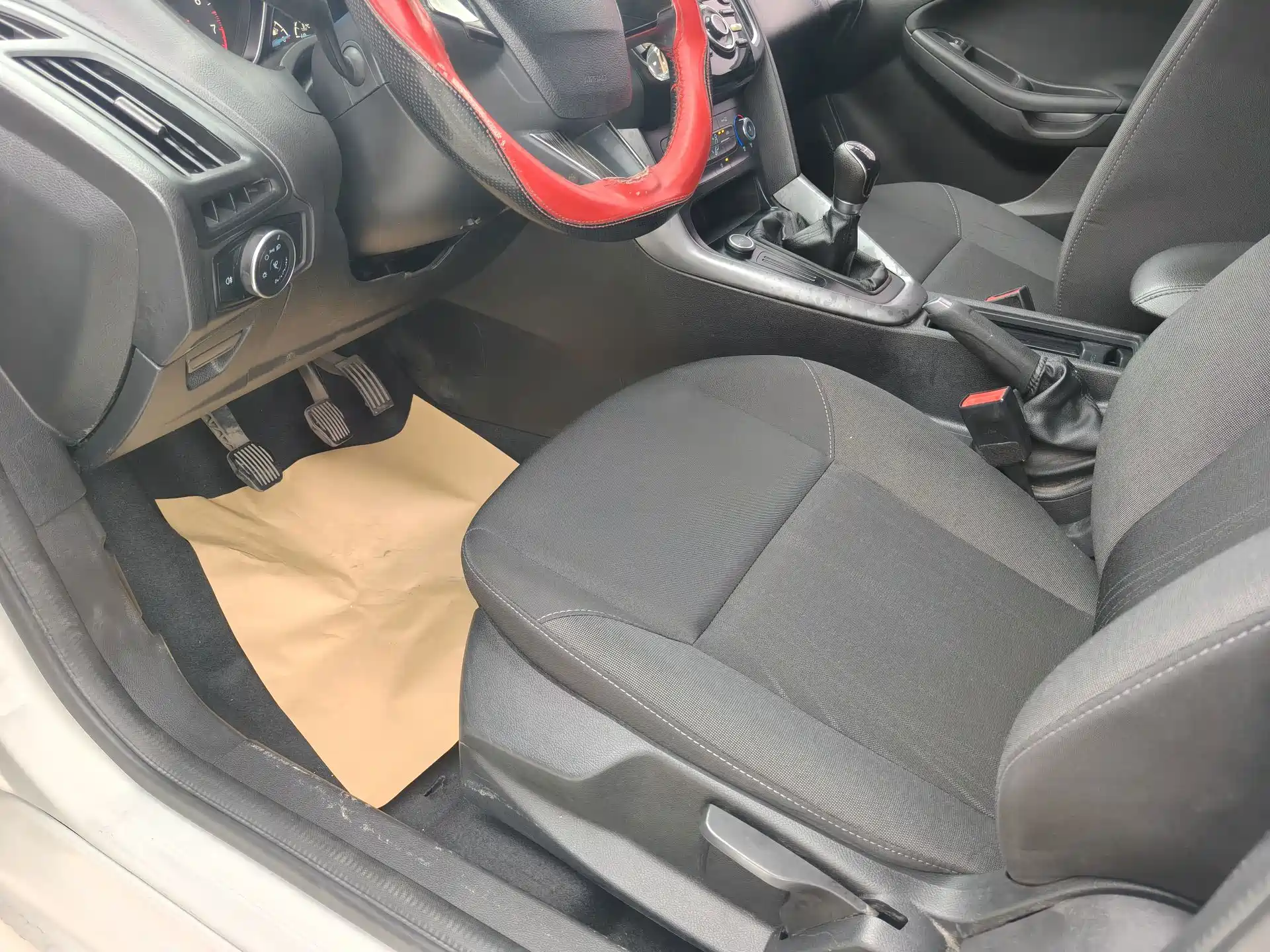 Photo 8 - Ford Focus
