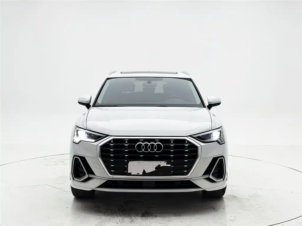 Audi Q3 2022 35 TFSI Fashion Dynamic фото 2