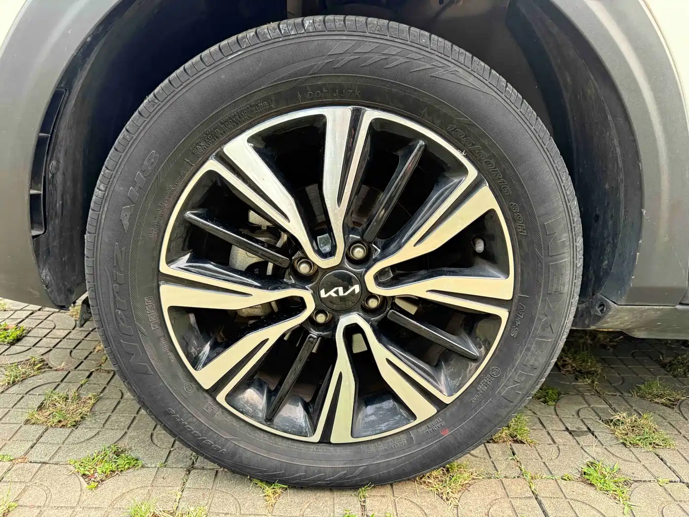 Kia KX1 2021 1.4L CVT Fun Sunroof Version фото 21