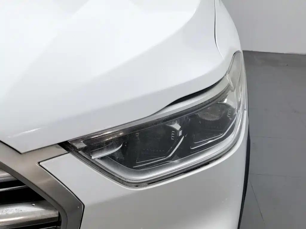 SAIC Maxus D90 2018 2017 2.0T Automatic 4WD Sirius