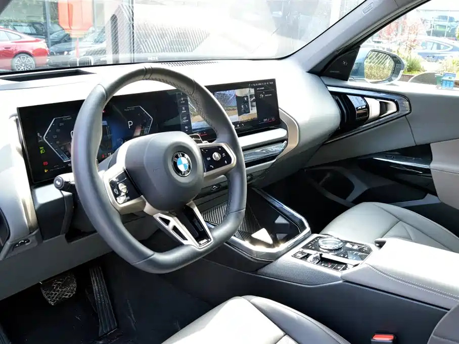 BMW X3 2025 xDrive30L Premium Model M Sport Black Package фото 7