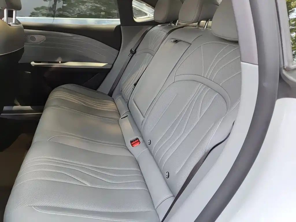Geely Galaxy Galaxy E8 2024 2024 665km RWD Starship Voyager Edition