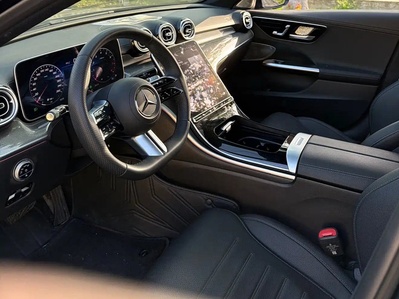 MERCEDES-BENZ CLASS C