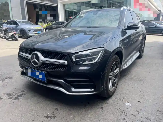 MERCEDES-BENZ GLC