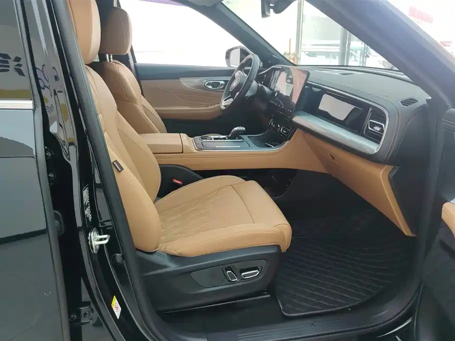 GAC Trumpchi Trumpchi GS8 2024 Navigator Series 2.0TGDI 2WD Luxury Smart Connect Edition фото 8
