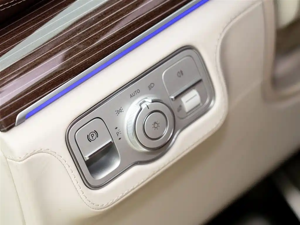 MERCEDES-BENZ MAYBACH GLS