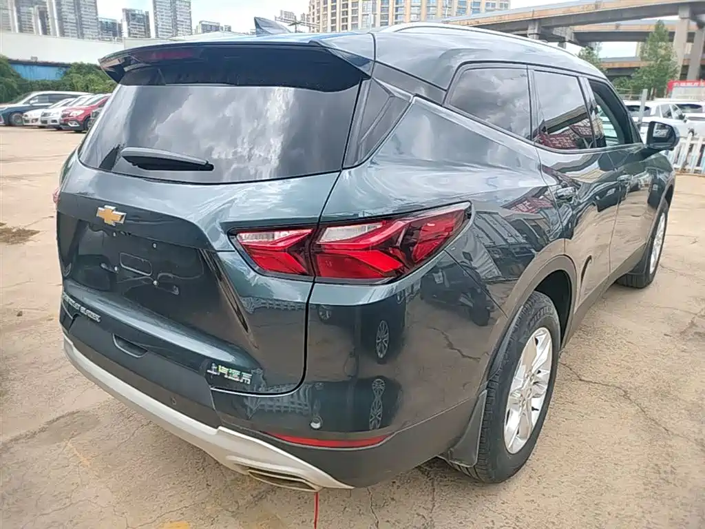 Chevrolet Trailblazer 2022 Mild Hybrid 650T 7-seater Style Edition фото 7