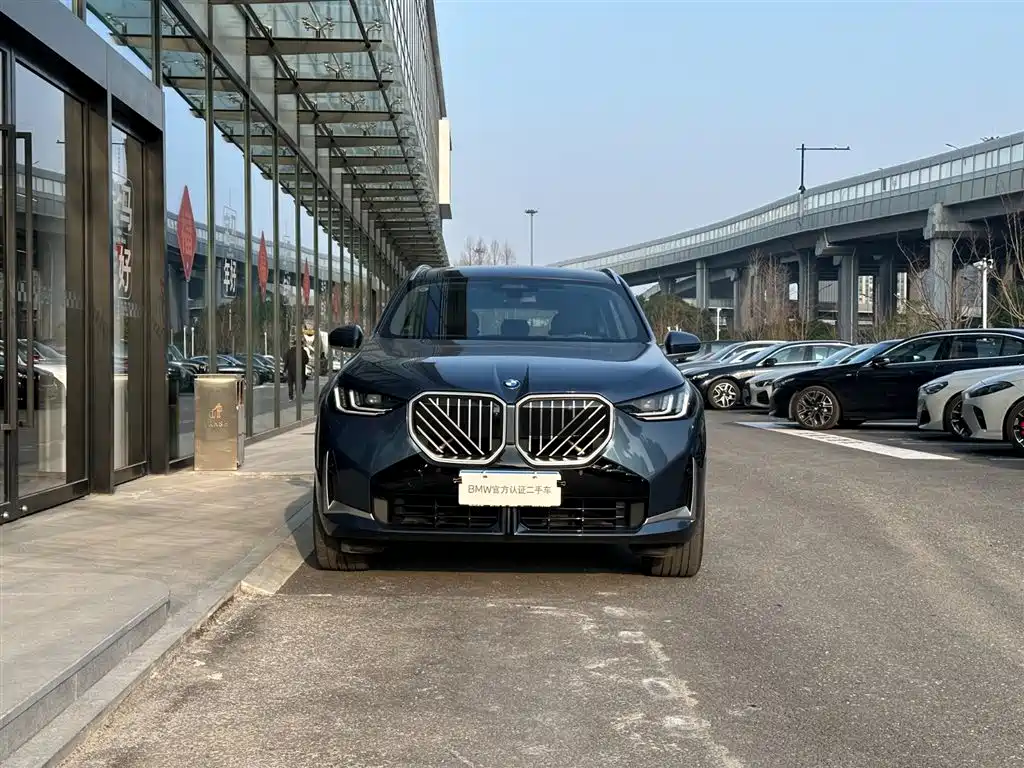 BMW X3 2025 xDrive30L Premium M Sport Package фото 3