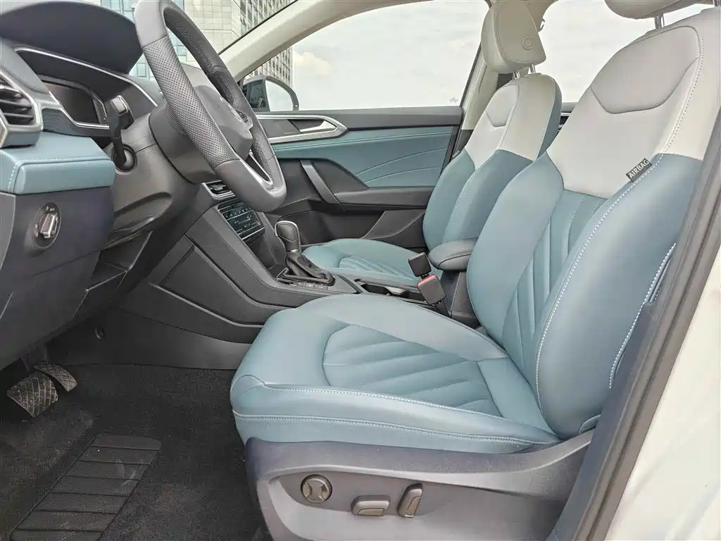 Volkswagen Tharu 2024 300TSI 2WD Moon Premium Edition фото 9