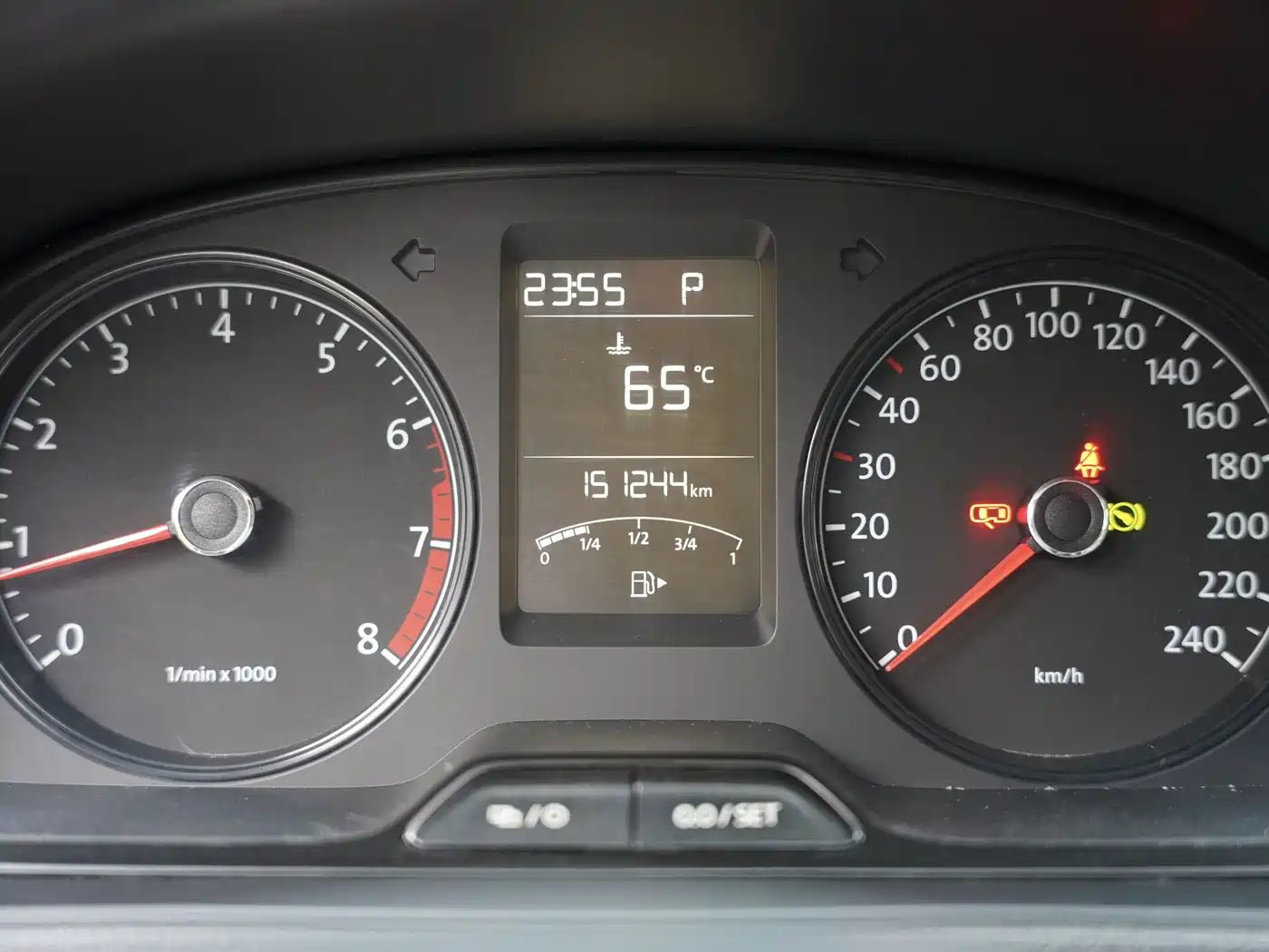 Volkswagen Lavida Tour 2013 1.6L Automatic Trend Style фото 24