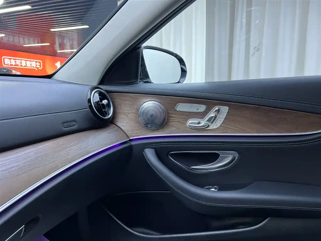 Mercedes-Benz E-Class 2016 E 300 L Fashion Type фото 21