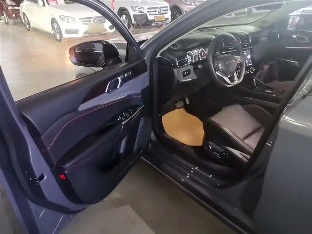 Lynk & Co 02 2019 High Energy Edition 2.0T Automatic 2WD Power Pro China VI фото 16
