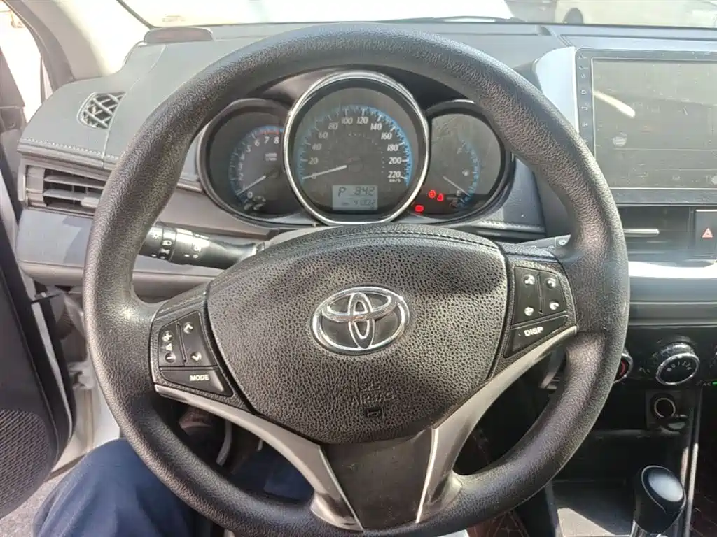Toyota YARiS L Zhi Xuan 2019 1.5E CVT MeiDong Edition China VI фото 11